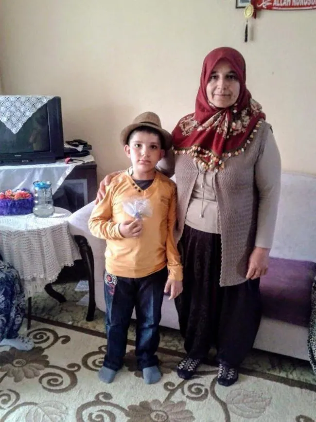 eskisehirli-cift-9-gun-arayla-koronavirusten-oldu-1620041288863.jpg Eskişehirli çift, 9 gün arayla koronavirüsten öldü - 1