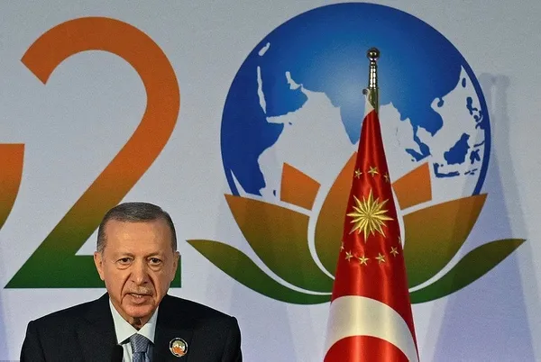 Başkan Erdoğan’dan G20 Liderler Zirvesi sonrası uçakta flaş açıklamalar: Tahıl koridoru, Türkiye’nin enerji merkezi olması, ABD ziyareti...