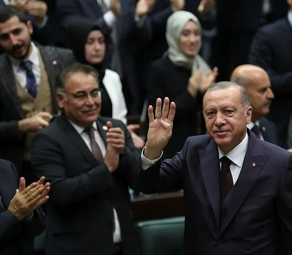 Son dakika: Başkan Erdoğan talimat verdi: AK Parti’de büyük dönüşüm başladı! İşte madde madde 2023 hazırlıkları
