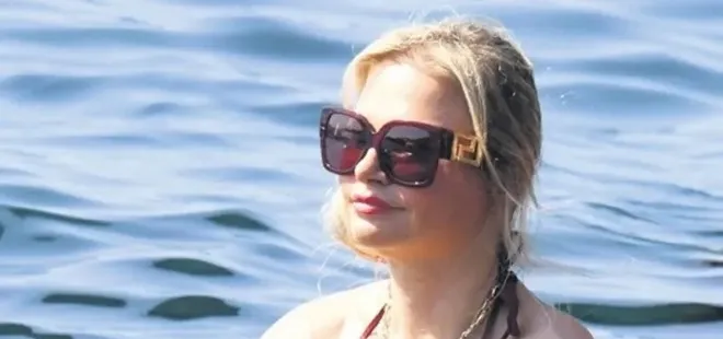 Seçkin Piriler tatil sezonunu Bodrum’da açtı