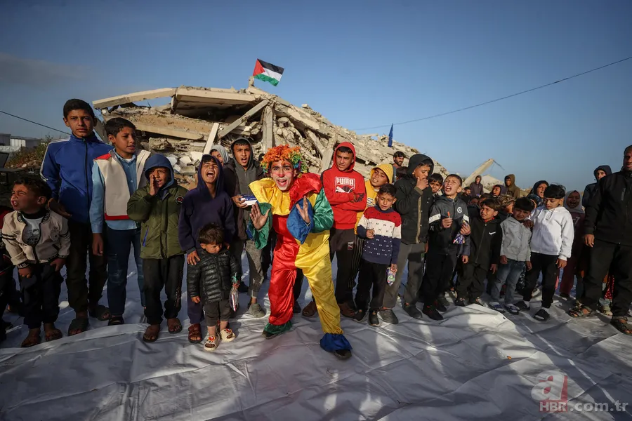 Gazze'de bayram namazı: Üç yıl sonra bir ilk 11