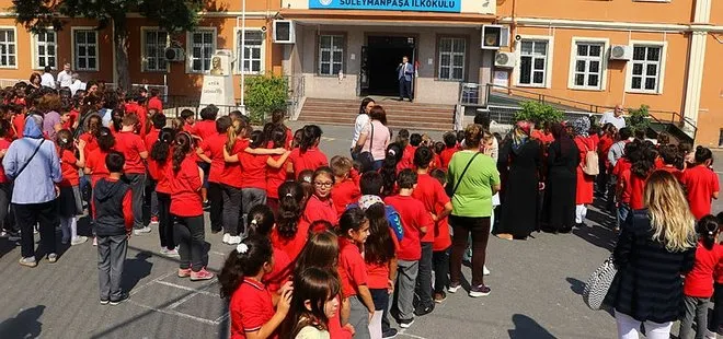 Son dakika: İstanbul’da okullar tatil olacak mı? Deprem sonrası okullar tatil mi?
