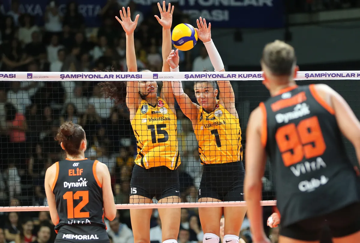 1791313127689.jpg VakıfBank 2026 Kadınlar AXA Sigorta Şampiyonlar Kupası'nı kazandı: Eczacıbaşı karşısında 3-2'lik zafer - 1