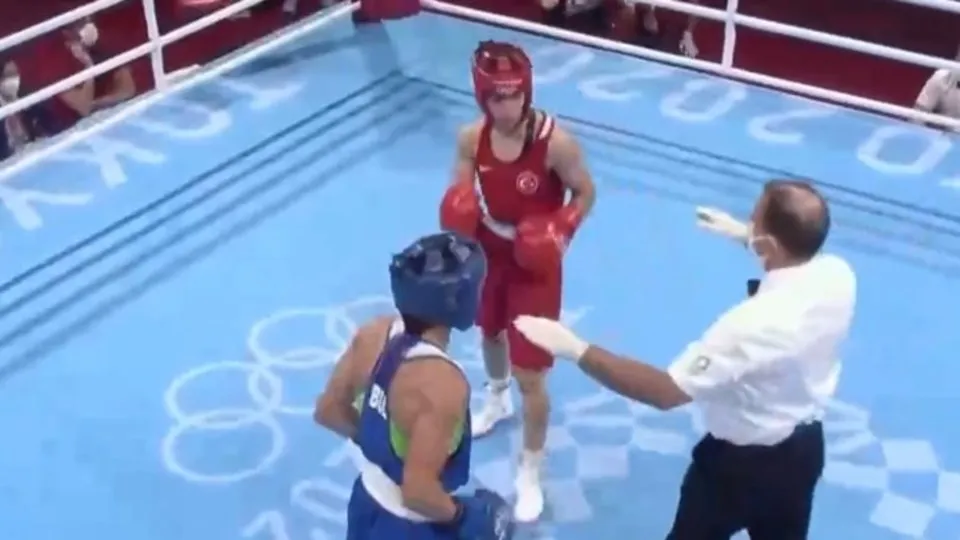 Son dakika: Buse Naz Çakıroğlu Tokyo’da gümüş madalya kazandı!