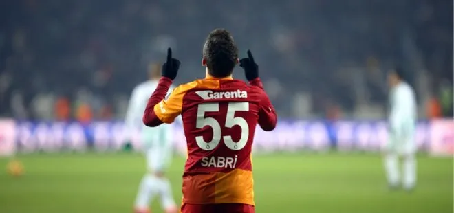 Galatasaray’ın unutulmaz ismi Sabri Sarıoğlu’ndan Burak Yılmaz ve Selçuk İnan’a salvo