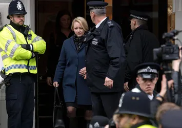 Julian Assange, Ekvador'da sorgulandı