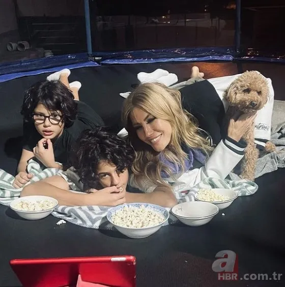 Ünlü manken Çağla Şıkel üzen haberi sosyal medya hesabından duyurdu! Yanına kimse giremiyor… 5