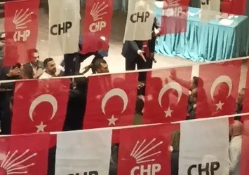 CHP İl Kongresi'nde kavga! O anlar kamerada