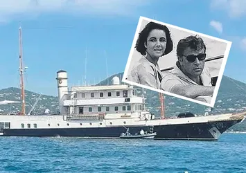 Sosyete 5 milyonluk tatil için sıraya girdi! Dünya yıldızının teknesi...