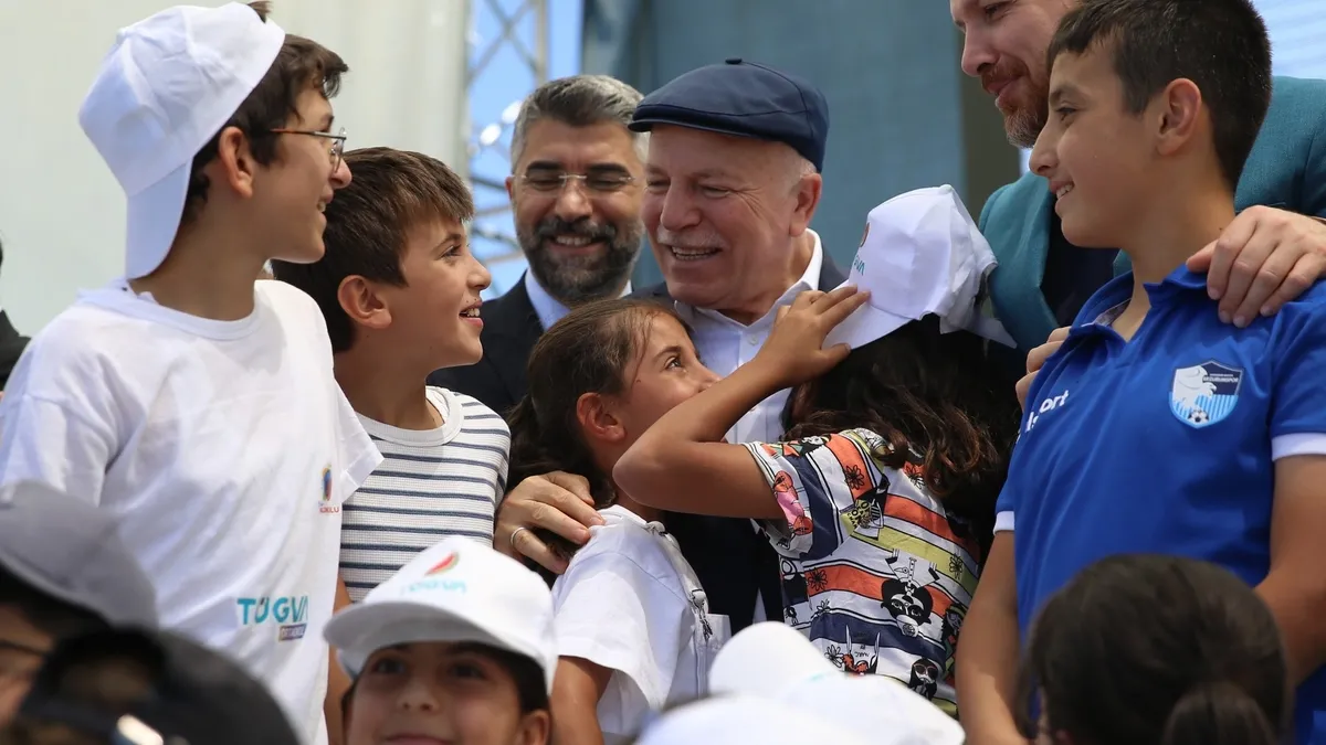 TÜGVA yaz okullarıyla 429 bin öğrenciyi geleceğe hazırladı