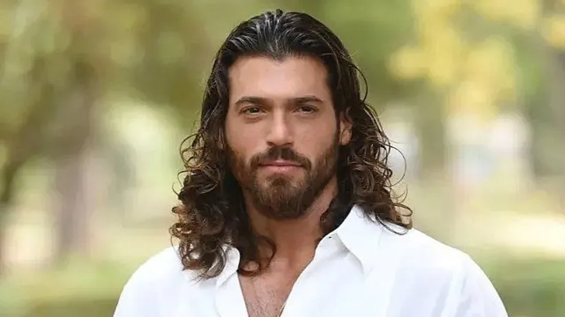 Can Yaman gönlünü Türkiye'de bıraktı! Yeni aşkı İnci Taneleri'nden çıktı
