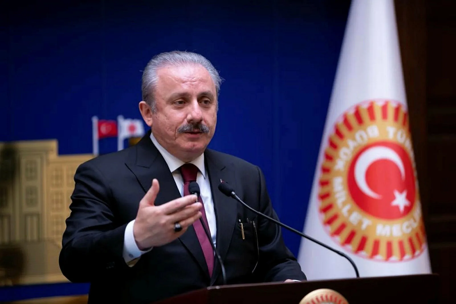 CHP lideri Kemal Kılıçdaroğlu'na TBMM Başkanı Mustafa Şentop'tan sert tepki: Cumhurbaşkanımız 'kaçmak' fiiliyle yan yana konulabilecek son kişidir