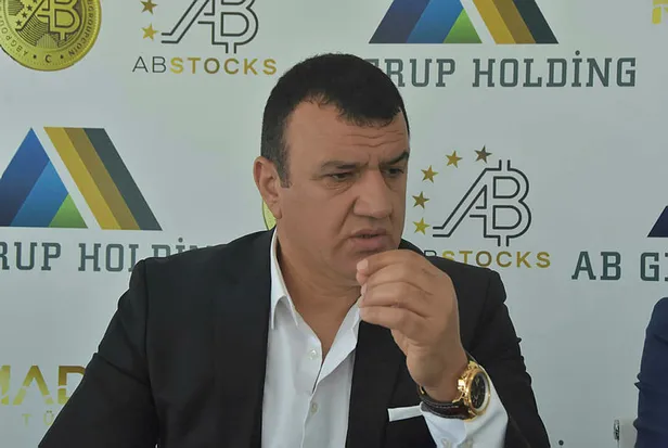 muhsin-bayrak-kimdir-serveti-mal-varligi-nedir-mutki-asireti-lideri-muhsin-bayrak-ne-is-yapiyor-chelseayi-sati-1647587656106.jpg Muhsin Bayrak kimdir, serveti mal varlığı nedir? Mutki aşireti lideri Muhsin Bayrak ne iş yapıyor? Chelsea'yi satın aldı mı? - 5