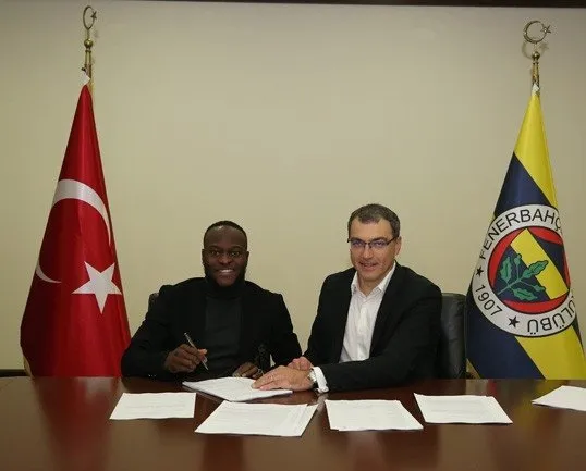 Moses resmen Fenerbahçe'de - 2
