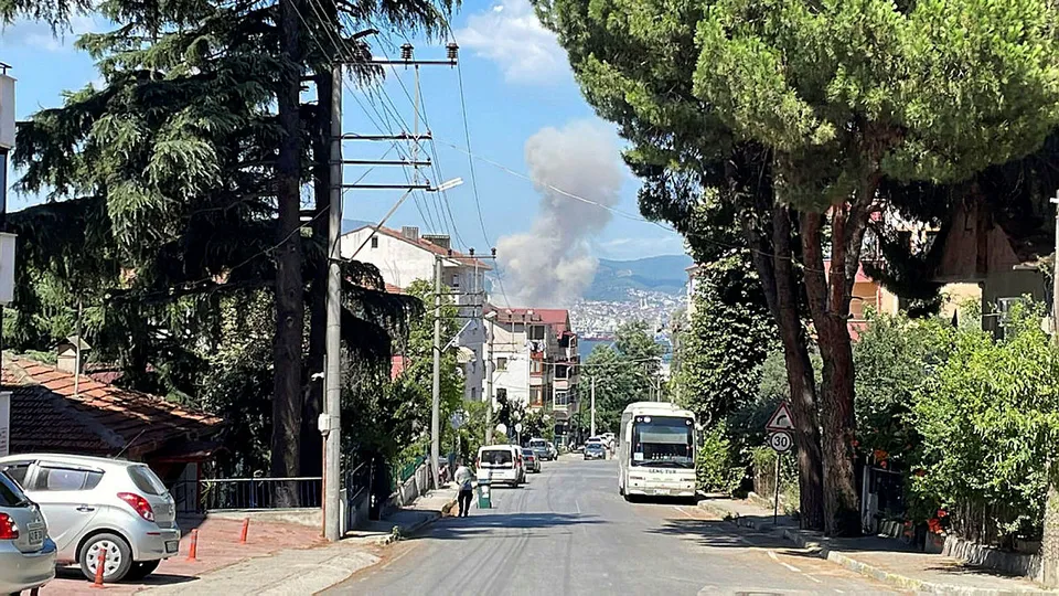 Kocaeli'de deprem etkisi yaratan patlama! Patlama neden oldu? A Haber canlı yayınında flaş sözler: Atex patlaması...