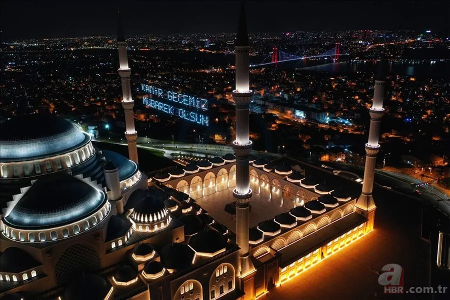Kadir Gecesi 2022 tarihi: Diyanet Ramazan 27. gecesi ne zaman? Kadir Gecesi hangi gün, ayın kaçında? 10
