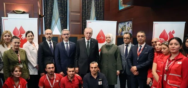Başkan Erdoğan Gazze için şampiyonluktan vazgeçen wushu kungfucu Necmettin Erbakan Akyüz ile bir araya geldi!