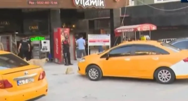 malatyada-ortalik-karisti-sokak-ortasinda-silahli-catisma-3-kisi-oldu-5-kisi-yaralandi-1655566291790.jpg Malatya'da ortalık karıştı! Sokak ortasında silahlı çatışma! 3 kişi öldü 5 kişi yaralandı - 1