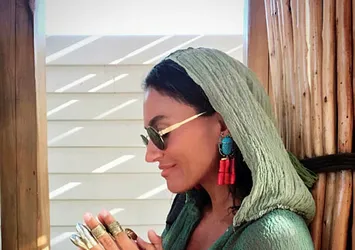 Eda Taşpınar'a at kılı tazminatı