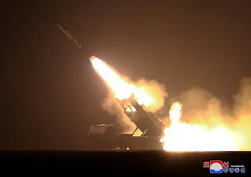 Kuzey Kore 4 stratejik seyir füzesi denedi! Hwasal-2'ler korku saldı