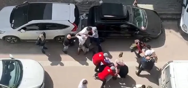 İstanbul Avcılar’da sokak ortasında kavga kamerada