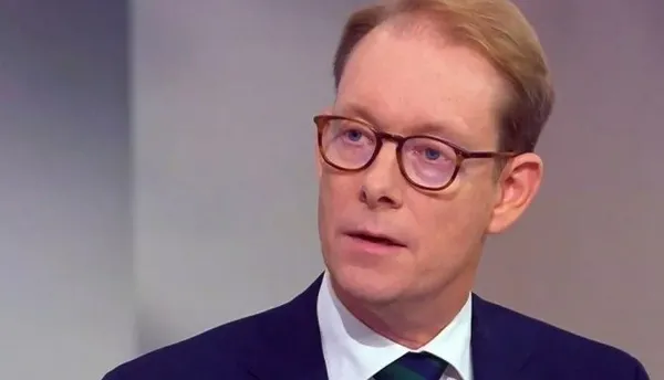 İsveç basını hükümetin PKK’lı eski vekil Amineh Kakabaveh hakkındaki planını yazdı! Tamamen kurtulmak istiyorlar