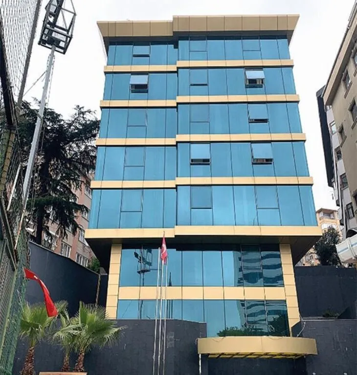 Wilma Elles 18 odalı otelini satışa çıkardı