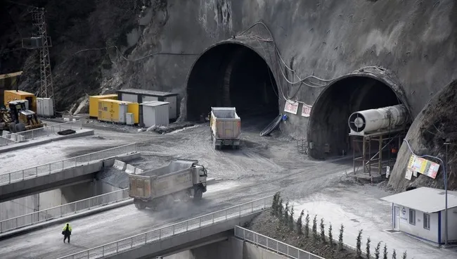 Avrupa'da birinci dünyada ikinci olacak! Zigana tünelinde hummalı çalışma - 3