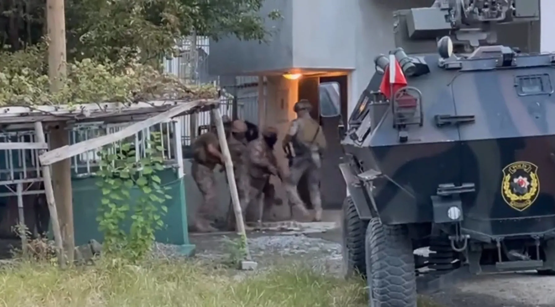 Son dakika: 15 ilde PKK operasyonu: 37 şüpheli yakalandı 2 terörist etkisiz hale getirildi