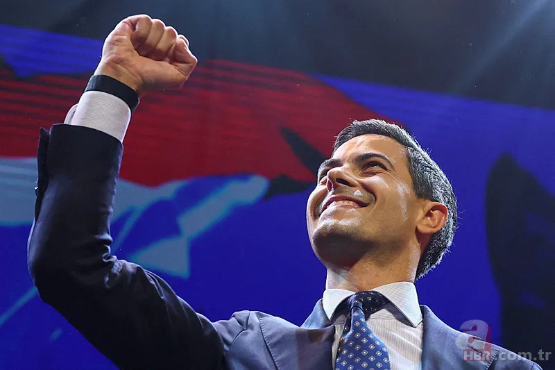 İslam ve Türk düşmanı Wilders’a Hollanda’dan kapı dışarı! Eski başbakan devrildi 15