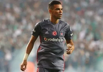 Beşiktaş'a Pepe'den kötü haber