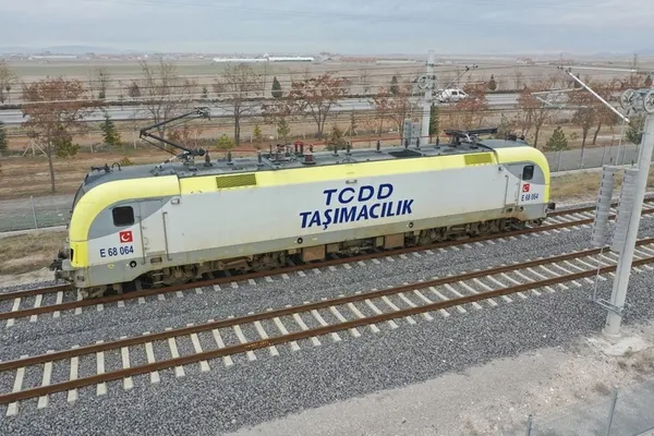 Konya-Karaman hızlı tren test sürüşleri başladı! İki il arası ulaşım süresi yarı yarıya düşecek - 2
