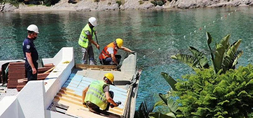 Yılmaz Özdil'in kaçak villasında yıkım tiyatrosu