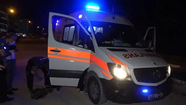 1624850923901.jpg Antalya'da falçatalı dehşet! Kendi imkanlarıyla kurtuldular - 3