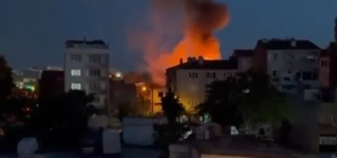 Balıkesir’de hurdalık yangını: 1 kişi hayatını kaybetti