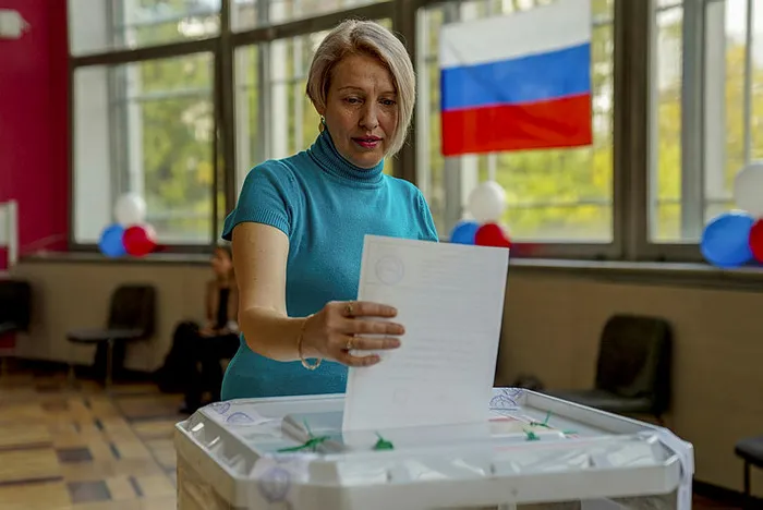 putinden-flas-ukrayna-hamlesi-bagimsizlik-kararnamesini-imzaladi-1664488098636.jpg Putin'den flaş Ukrayna hamlesi! Bağımsızlık kararnamesini imzaladı - 3