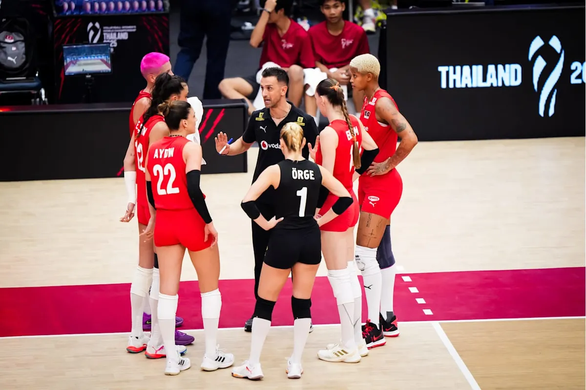 2026-vnl-filenin-sultanlari-mac-takvimi-milletler-ligi-maclari-ne-zaman-hangi-kanalda-1779817623177.jpg Türkiye, Voleybol Milletler Ligi’nde grup aşamasında 12 maça çıkacak. (Fotoğraf: A Haber Foto Arşiv)