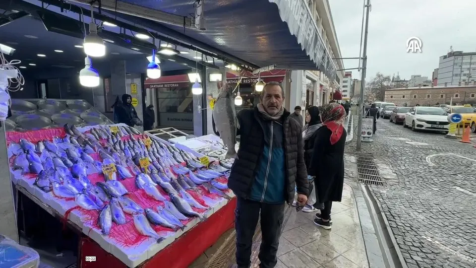 Yaklaşan av yasağı öncesi tezgahlarda balık çeşidi azaldı