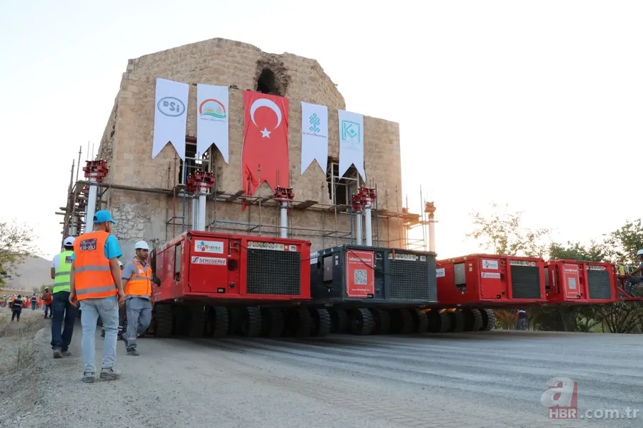 Tarihi Artuklu Hamamı yeni yerine doğru yola çıktı 4