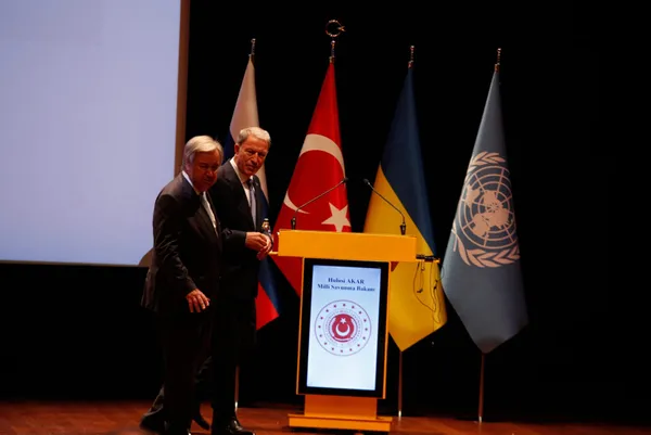 BM Genel Sekreteri Antonio Guterres İstanbul’da: Türkiye’ye teşekkür ederim | Milli Savunma Bakanı Hulusi Akar önemli açıklamalar