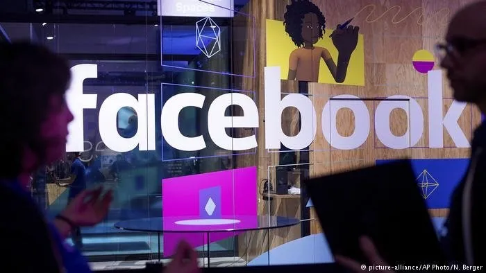 Facebook veri skandalına rağmen kar artırdı