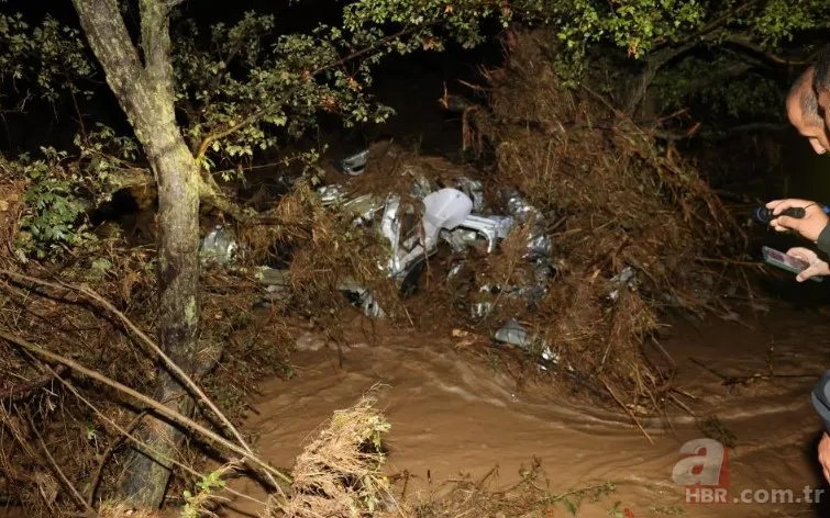 Birçok ili sel vurdu felaketten acı haber geldi! 2 kişi hayatını kaybetti! AFAD'dan yeni uyarı... 5