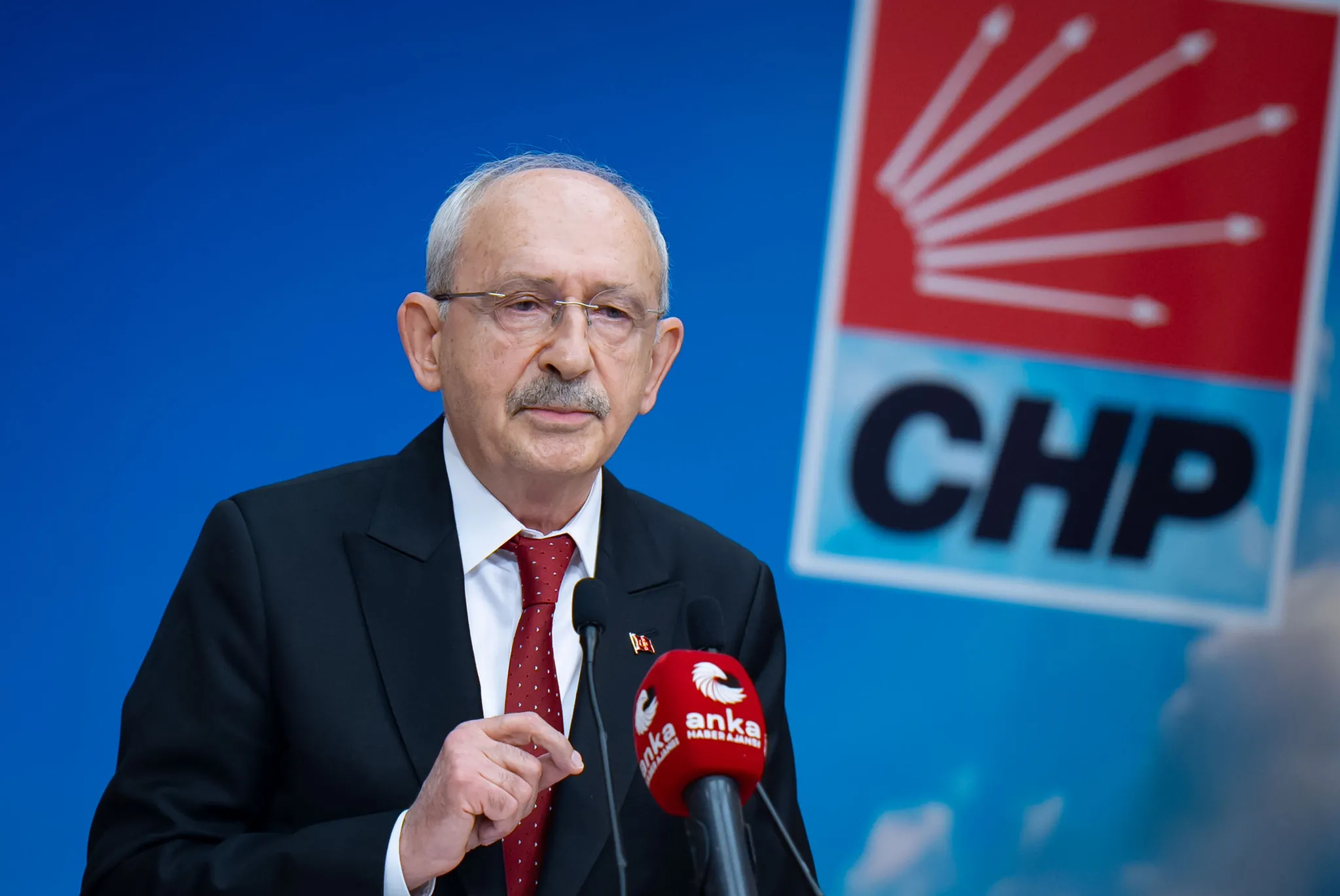 CHP'de Özgür Özel'in yol haritası belli oldu! Yeni partiye kimler geçecek?