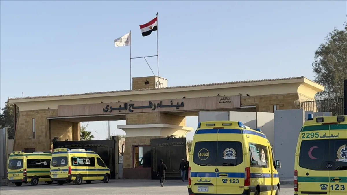 İsrail, Gazze'deki Refah Sınır Kapısı'nı geçişlere kapattı