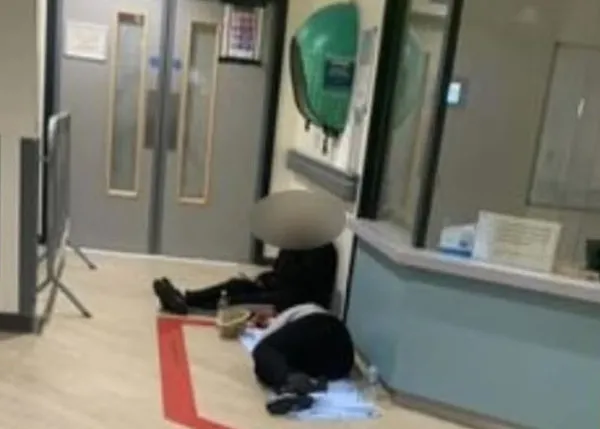 İngiltere sağlık sistemi çöktü! Sedye, hemşire ve doktor yok