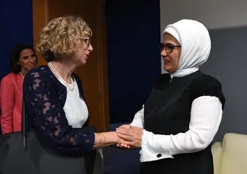 Emine Erdoğan, Inger Andersen ile "çevre sorunlarını" görüştü