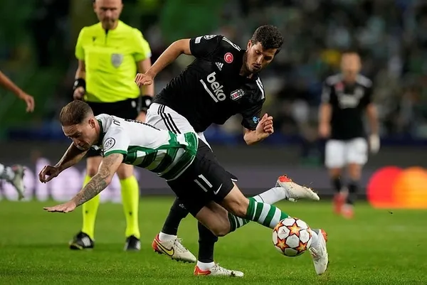 salih-ucan-besiktasa-veda-ediyor-yeni-adresi-basaksehir-1643235613766.jpg Salih Uçan Beşiktaş'a veda ediyor! Yeni adresi Başakşehir - 1