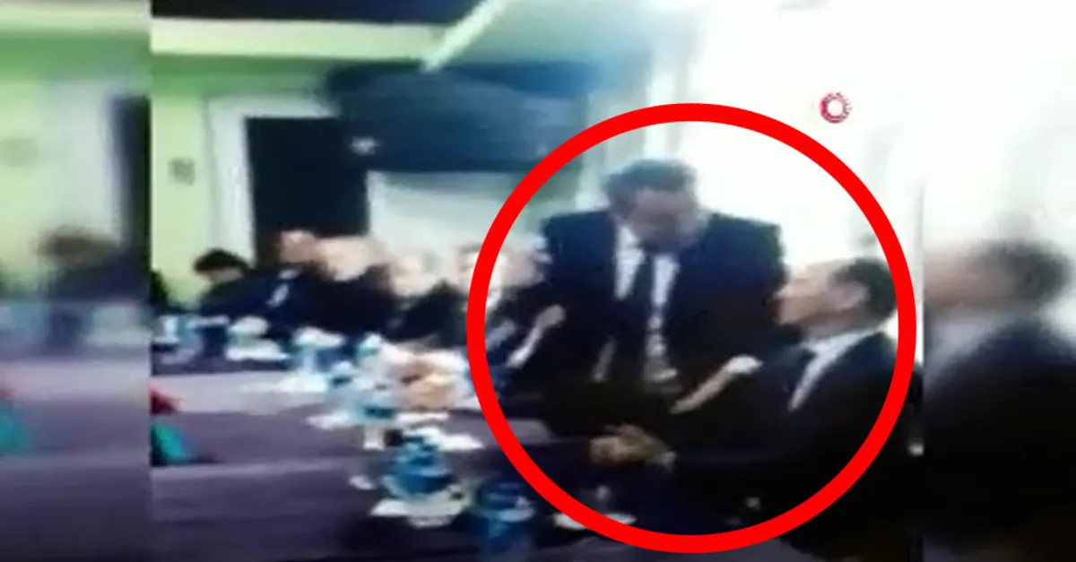 İYİ Partili başkan adayı Kemal Emir İstiklal Marşı'nı okuyamadı! Yanındakine sordu...