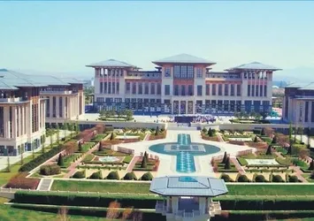 Külliye’de ‘sosyal medya’ zirvesi! Tek tek düzenleme getirilecek