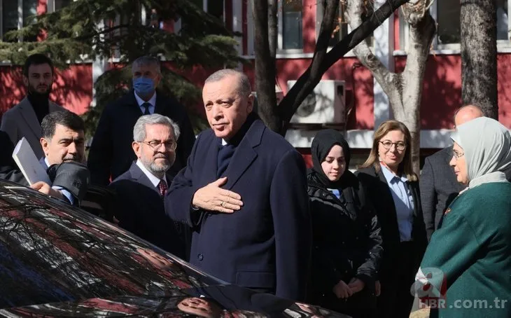 Başkan Erdoğan depremzedeleri ziyaret etti! Hepsiyle tek tek ilgilendi